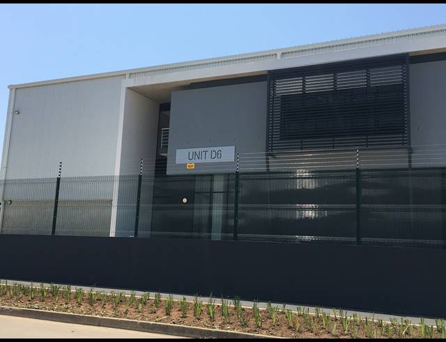 1,426M² WAREHOUSE RENTED IN MOUNT EDGECOMBE NORTH